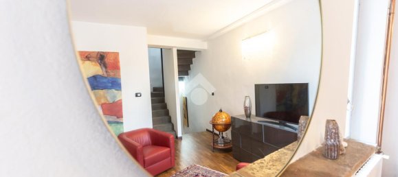 3 rooms Building in Parma, Italy No. 8610 11