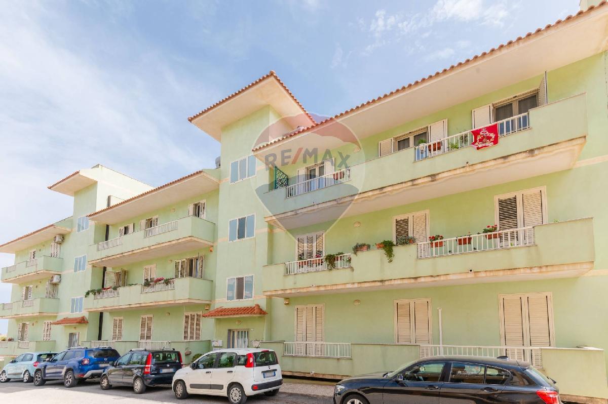 3 bedrooms Apartment in Pachino, Italy No. 319021