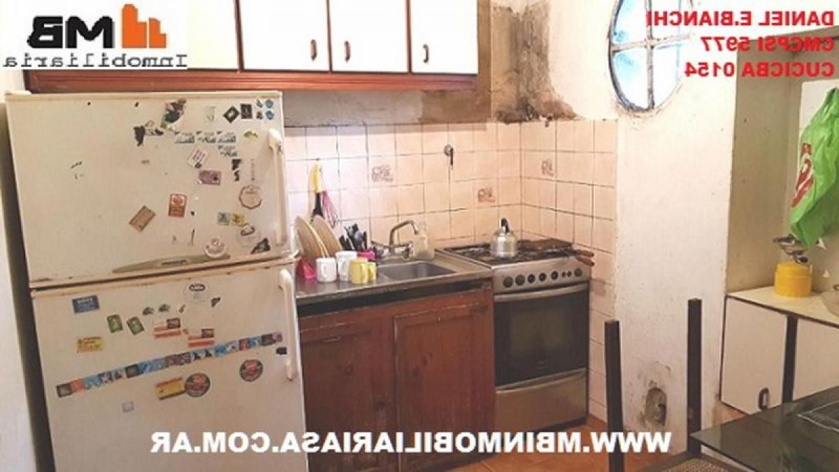 3 bedrooms House in Buenos Aires, Argentina No. 74151