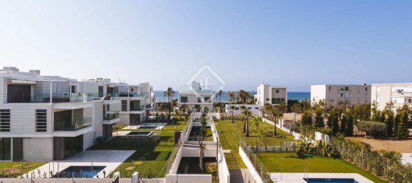 5 bedrooms House in Gava, Spain No. 25826 19