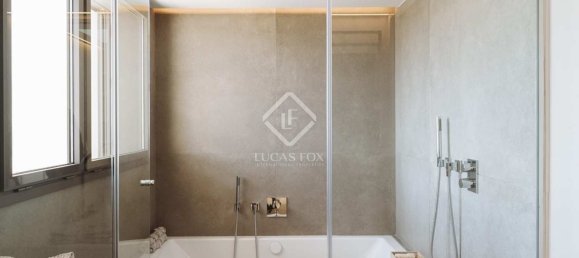 5 bedrooms House in Gava, Spain No. 25826 17