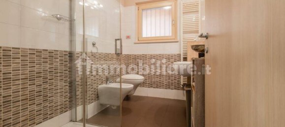 2 Schlafzimmer Wohnung in Sona, Italy, Nr. 324411 8