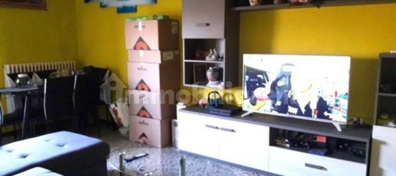 Apartamento de 3 dormitorios en Rovato, Italy No. 263072 2