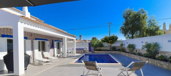 4 bedrooms Villa in Lagoa, Portugal No. 7666 2