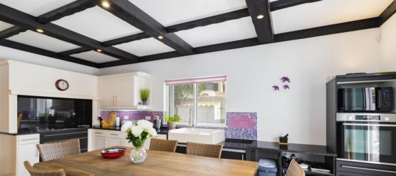 4 bedrooms Villa in Lagoa, Portugal No. 7666 7