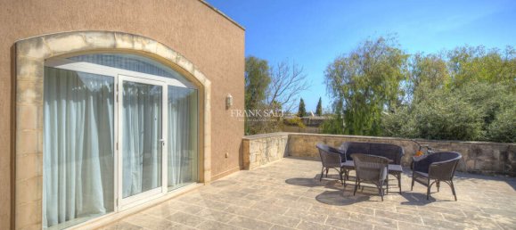 Villa de 3 dormitorios en Iklin, Malta No. 9270 38