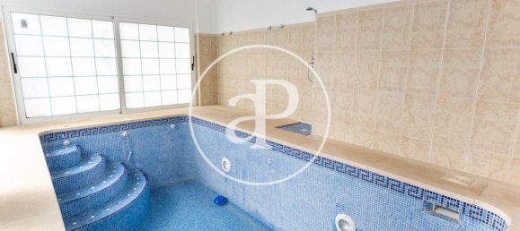 5 bedrooms House in Paterna, Spain No. 150120 26