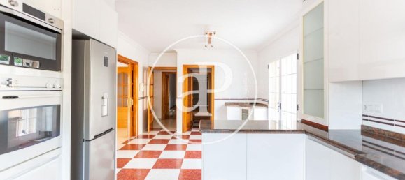 5 bedrooms House in Paterna, Spain No. 150120 16