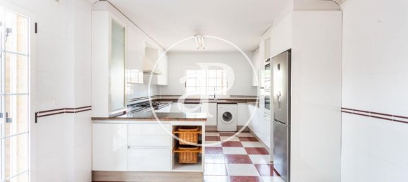 5 bedrooms House in Paterna, Spain No. 150120 17