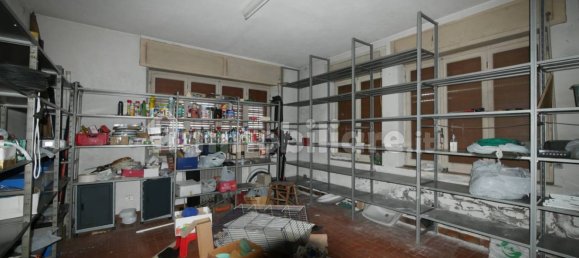 8 bedrooms Villa in Serramazzoni, Italy No. 307268 7