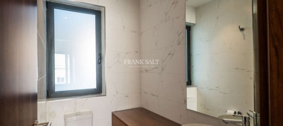 3 bedrooms Penthouse in Saint Julian's, Malta No. 3892 27