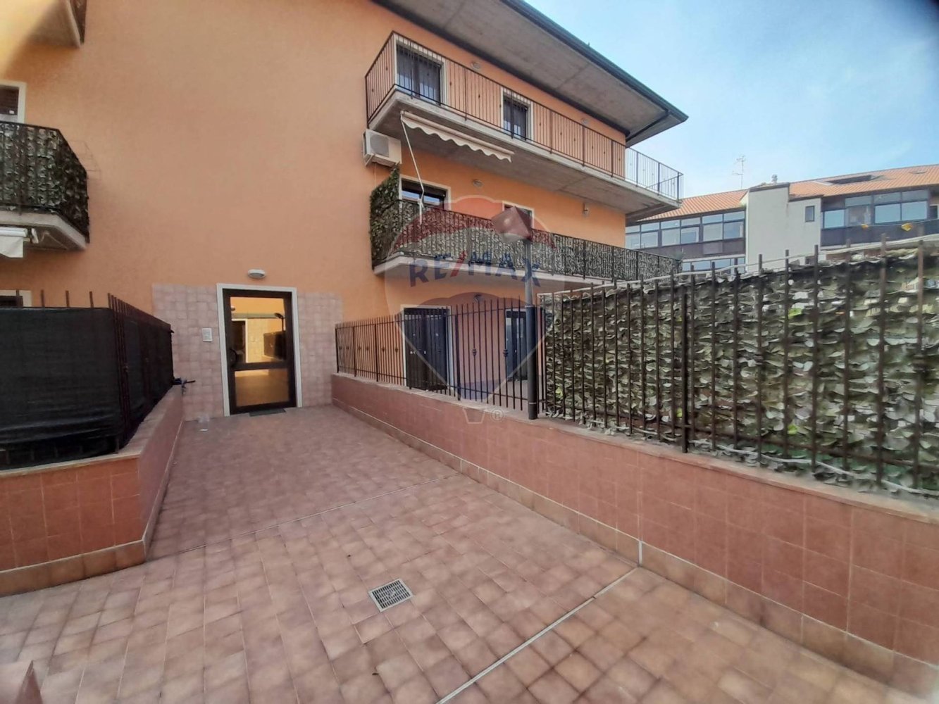 Apartamento de 3 dormitorios en Camporotondo Etneo, Italy No. 171413
