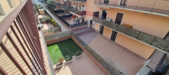 Apartamento de 3 dormitorios en Camporotondo Etneo, Italy No. 171413 2