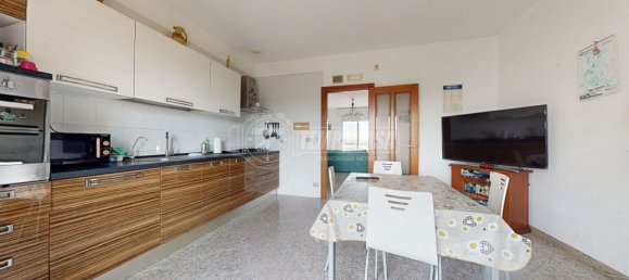 3 bedrooms Apartment in Turi, Italy No. 162994 8