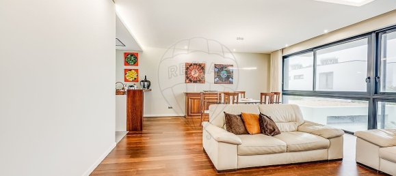 Дом с 3 спальнями в Кашкайш, Португалия № 168466 2