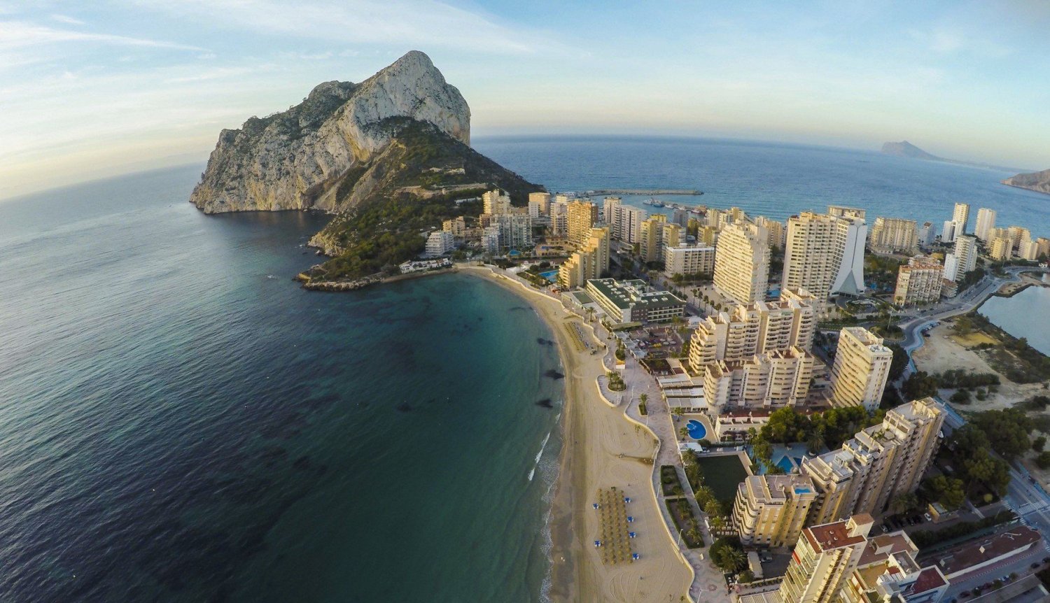 Propiedad comercial en Calpe, Spain 73 m² No. 100125
