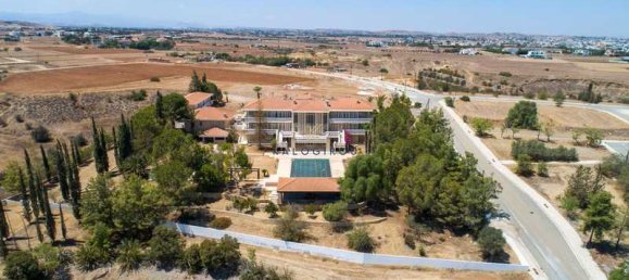 Imóvel comercial T4 em Tseri, Cyprus N.º 20453 2