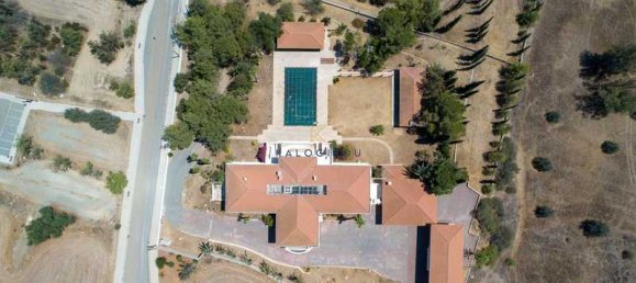 Imóvel comercial T4 em Tseri, Cyprus N.º 20453 3