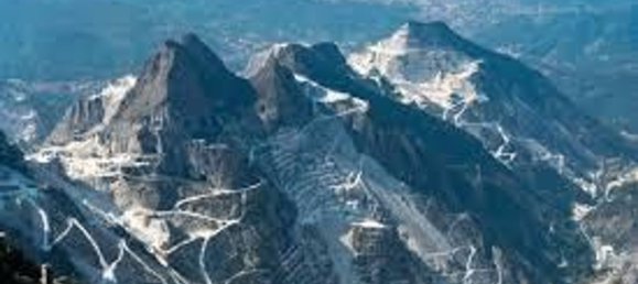 5 rooms Apartment in Carrara, Italy No. 99770 46