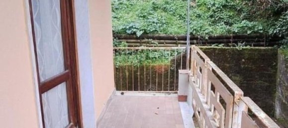 5 rooms Apartment in Carrara, Italy No. 99770 38