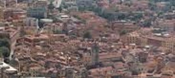 5 rooms Apartment in Carrara, Italy No. 99770 49