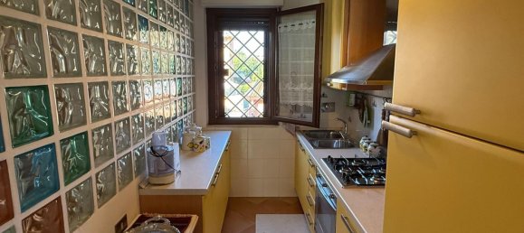 6 chambres Maison à Rome, Italy No. 341115 9