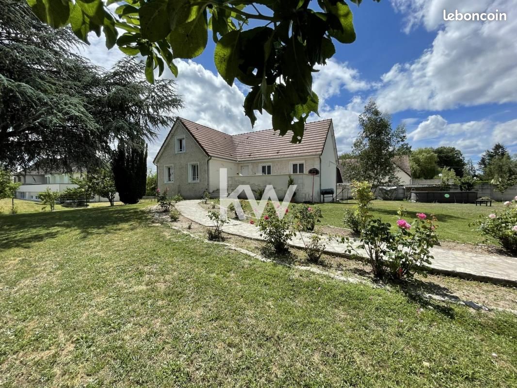 Casa T5 em Romorantin-Lanthenay, France N.º 66667