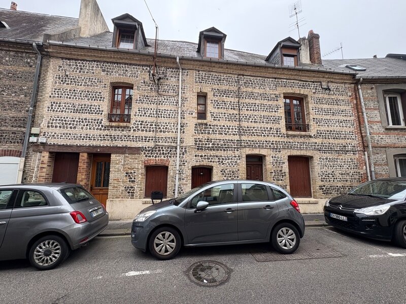 3 bedrooms House in Dieppe, France No. 293873