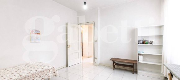 Apartamento de 3 dormitorios en Cagliari, Italy No. 279010 16