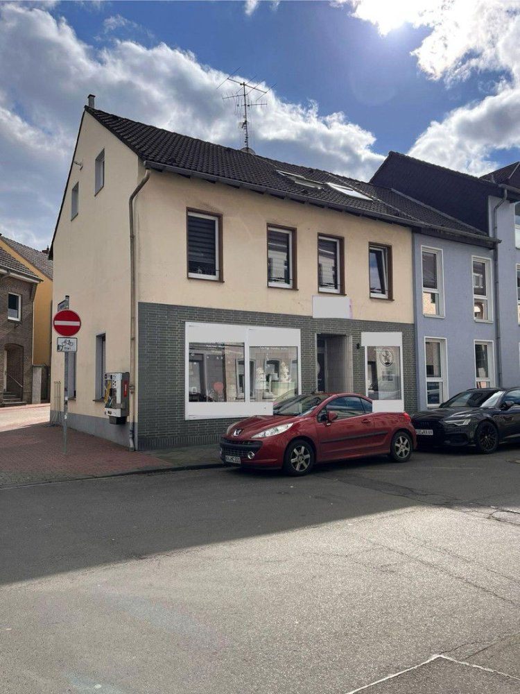 177m² Building in Viersen, Germany No. 21635