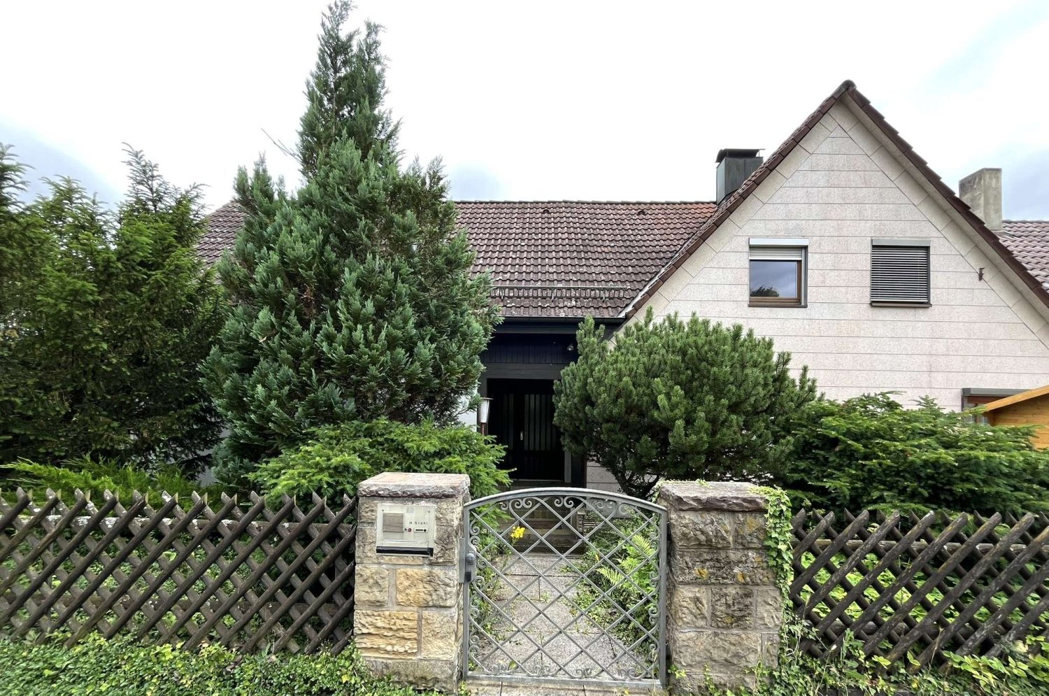 4 bedrooms Townhouse in Pforzheim, Germany No. 64129