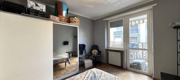 Apartamento de 1 dormitorio en Nichelino, Italy No. 350558 18