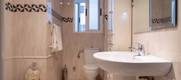 6 bedrooms Apartment in Granada, Spain No. 150786 11