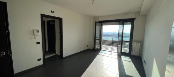 2-salle Appartement à Sesto San Giovanni, Italy No. 56313 17