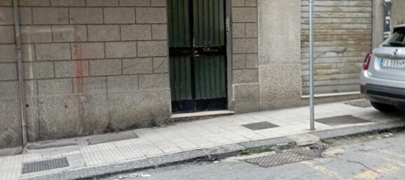 6 rooms Apartment in Messina, Italy No. 26803 2