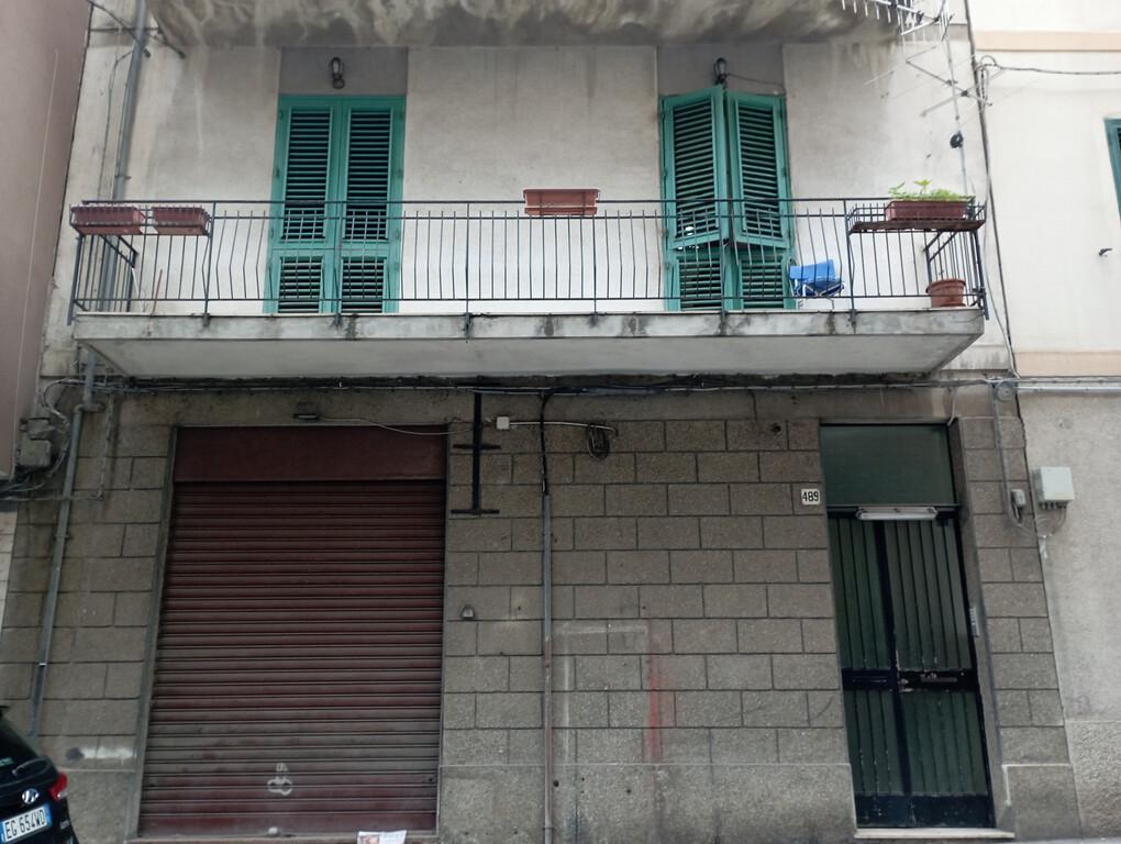 6 rooms Apartment in Messina, Italy No. 26803