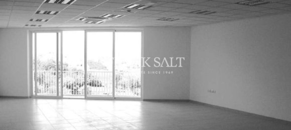 Офис 1640м² в Санта-Венера, Мальта № 12634 3