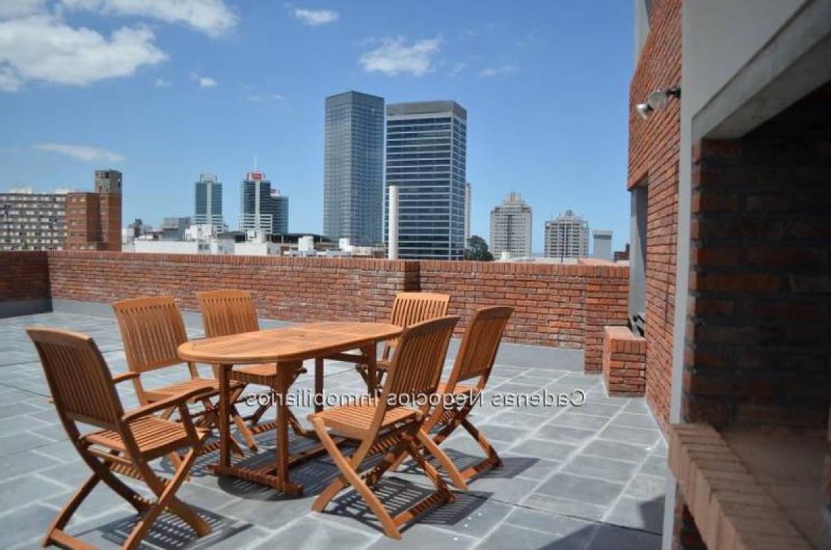 3 bedrooms Apartment in Montevideo, Uruguay No. 336