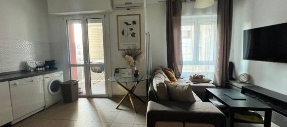 2 Schlafzimmer Wohnung in Reggio Emilia, Italy, Nr. 327184 3