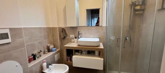 2 Schlafzimmer Wohnung in Reggio Emilia, Italy, Nr. 327184 7