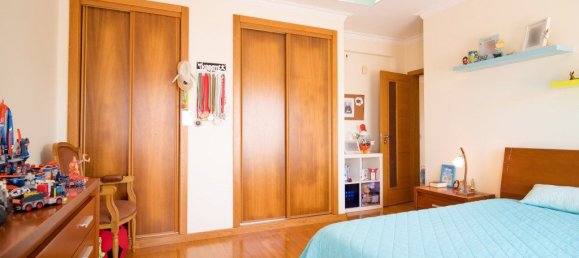 4 Schlafzimmer Haus in Ribamar, Portugal, Nr. 334720 29