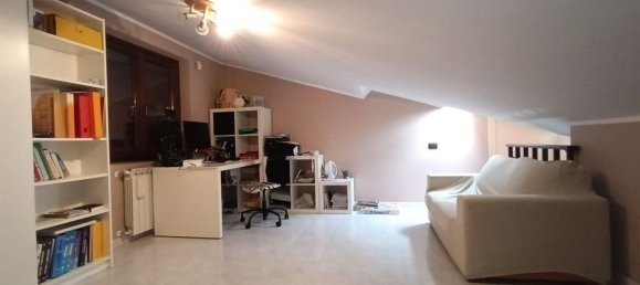 Дом с 5 комнатами в Рим, Италия № 8689 15