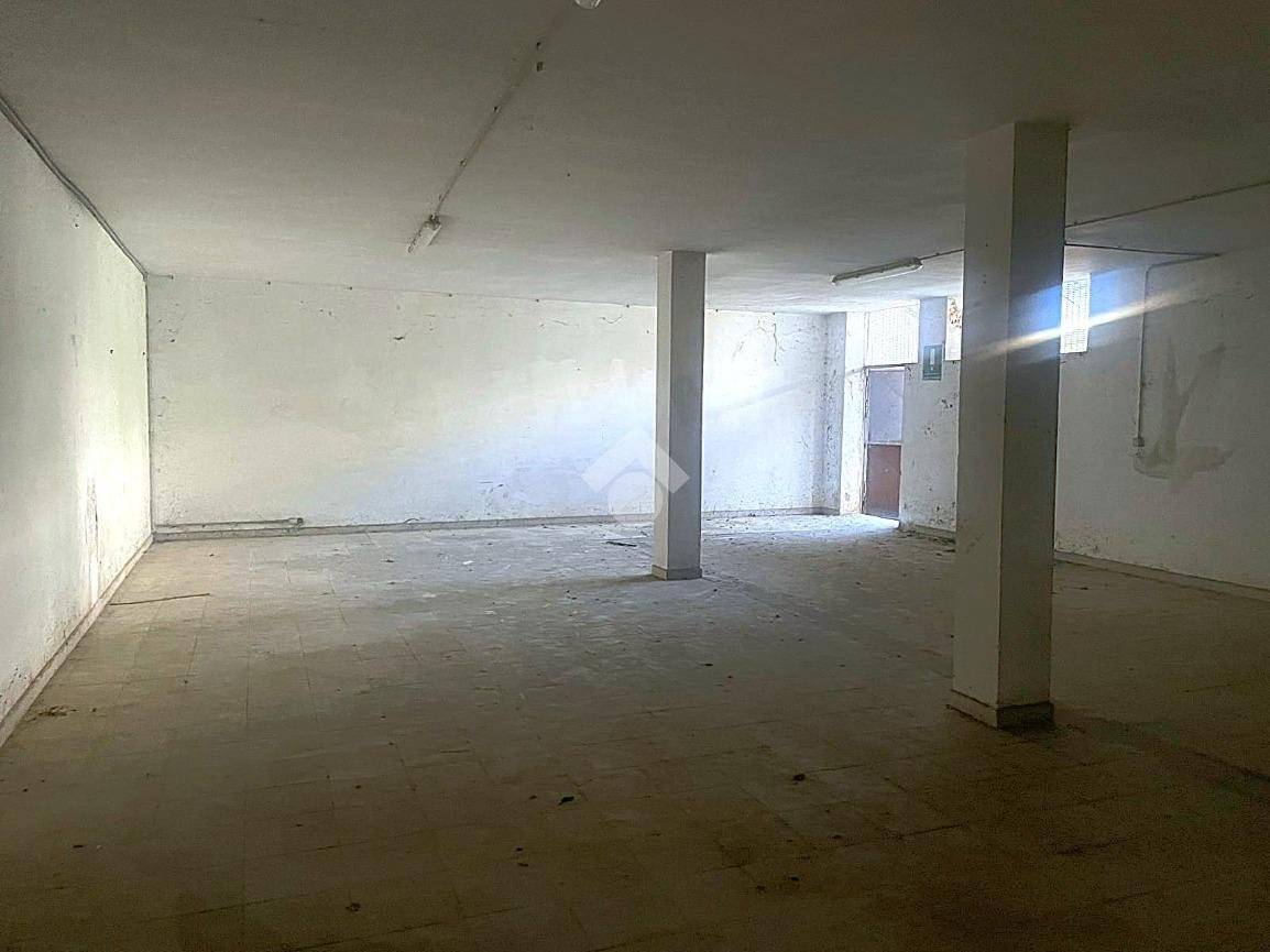94m² Warehouse in Buttigliera Alta, Italy No. 324639