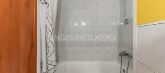 4 bedrooms Apartment in Terrassa, Spain No. 174900 28