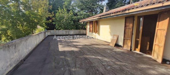 9-salle Maison à Montelabbate, Italy No. 165098 14