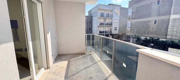 Apartamento de 3 habitaciónes en Rutigliano, Italy No. 20086 21