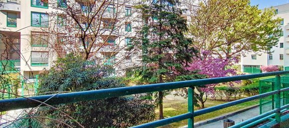 2 chambres Appartement à Clichy, France No. 175780 4