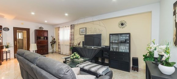 3 bedrooms House in Lousa, Portugal No. 181955 38