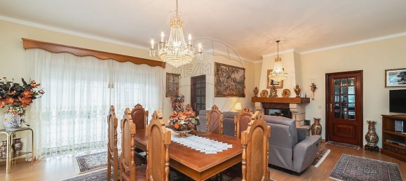 3 bedrooms House in Lousa, Portugal No. 181955 17