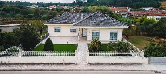 3 bedrooms House in Lousa, Portugal No. 181955 3